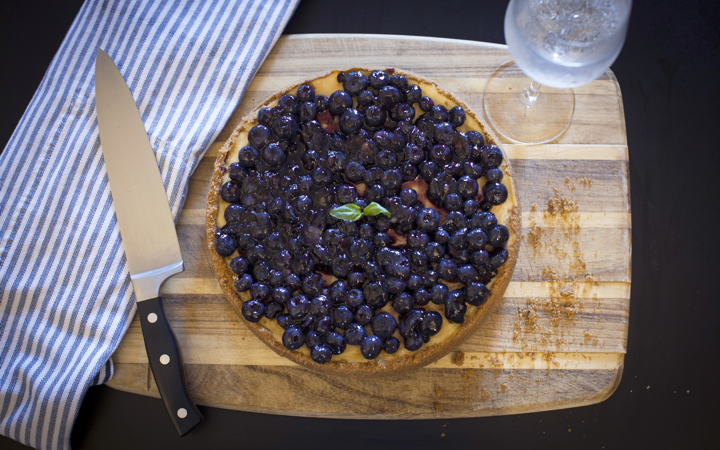 Cannabis-infused blueberry cheesecake: final product