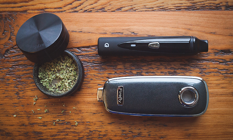 Firefly vaporizer with ground cannabis